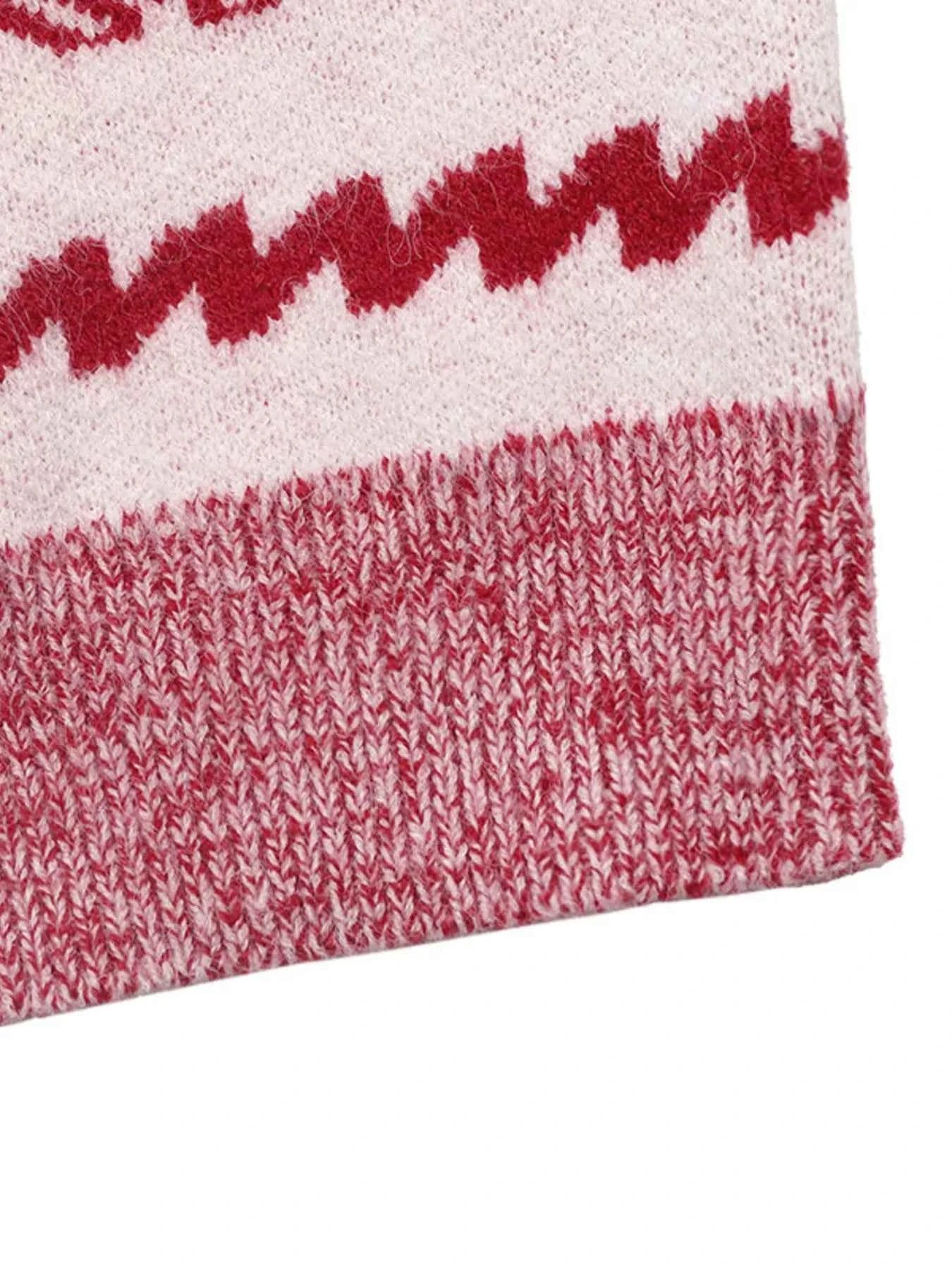 Cheers Christmas Long Sleeve Sweater - Festive Round Neck Design