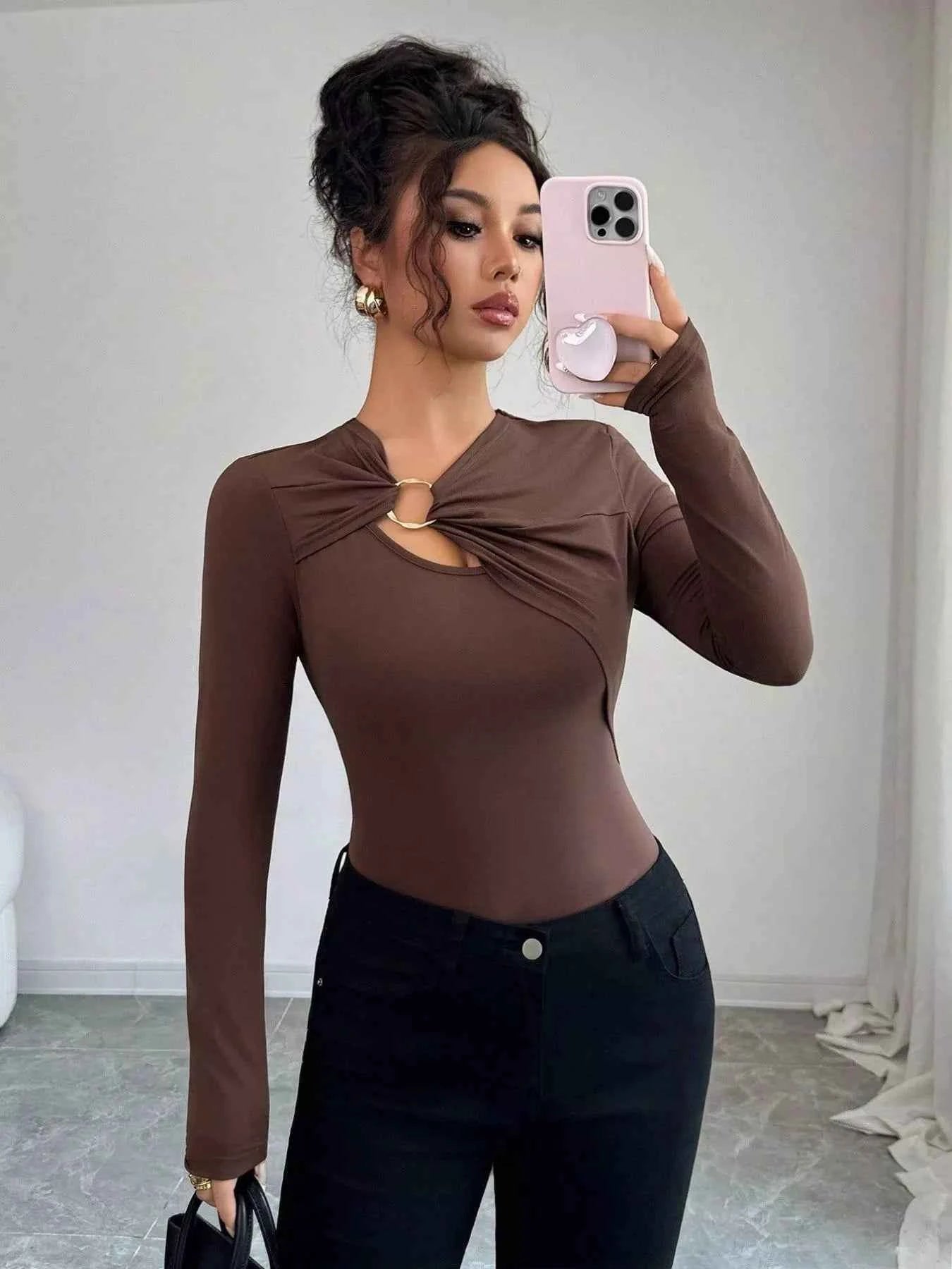 Twist Front Ring Detail Long Sleeve T-Shirt